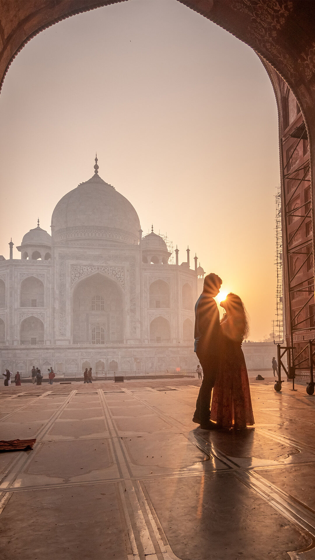 A beautifull taj mahal location for winter wedding